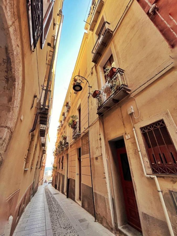 Appartement Domus Myoho à Cagliari Extérieur photo